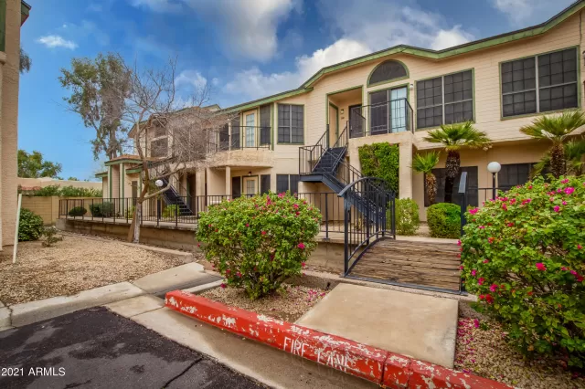 MLS: 6183708 Condo For Sale