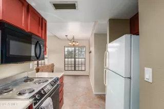 Photo #6: 6183708 Listing 