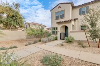 Photo #4: 6183729 Listing