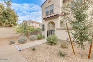 Photo #5: 6183729 Listing