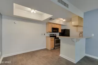 Photo #3: 6183795 Listing