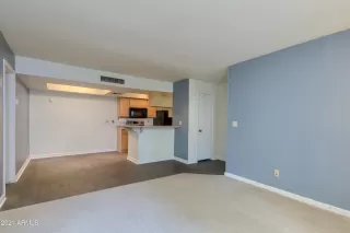 Photo #4: 6183795 Listing