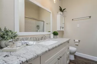 Photo #5: 6183822 Listing