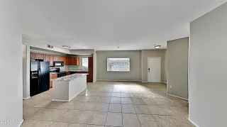 Photo #1: 6183828 Listing 