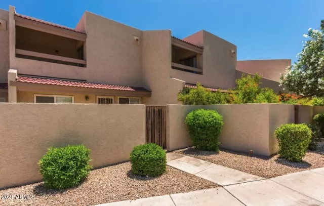 MLS: 6183893 Condo For Sale