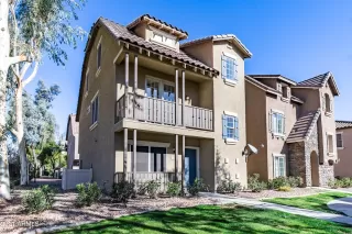 Photo #1: 6183908 Listing