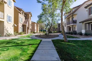 Photo #3: 6183908 Listing