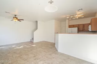 Photo #6: 6183944 Listing