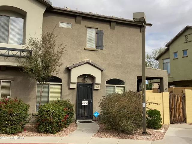 MLS: 6184158 Condo For Sale