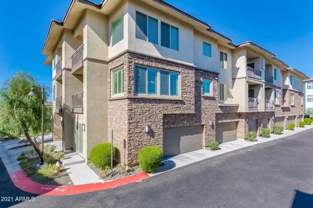 MLS: 6184168 Condo For Sale