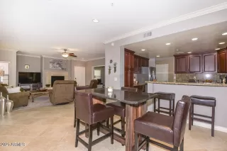 Photo #5: 6184178 Listing