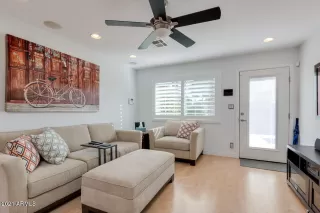 Photo #4: 6184262 Listing 