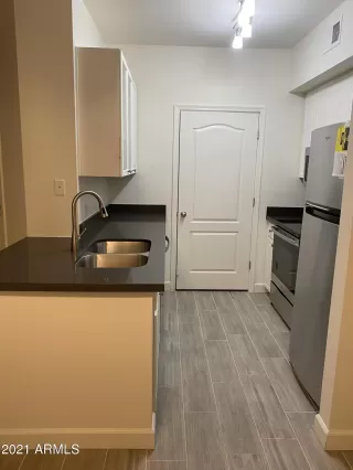 Photo #5: 6184279 Listing 