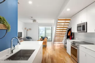 Photo #3: 6184484 Listing 