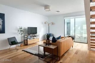 Photo #4: 6184484 Listing 