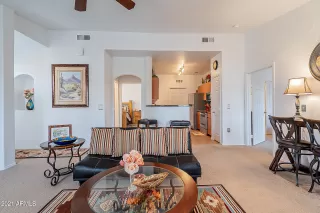 Photo #6: 6184490 Listing