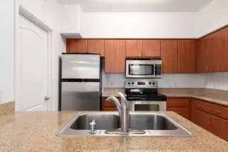 Photo #5: 6184515 Listing