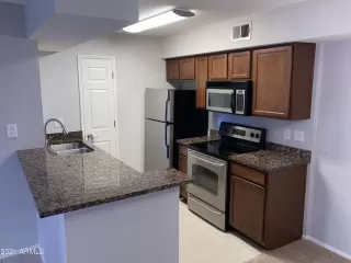 Photo #3: 6184564 Listing