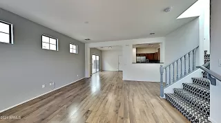 Photo #4: 6184669 Listing 