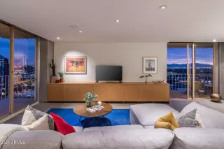 Photo #1: 6184806 Listing