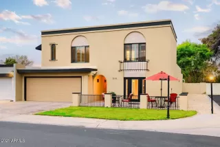 Photo #1: 6184818 Listing