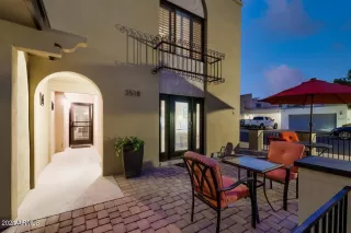 Photo #5: 6184818 Listing