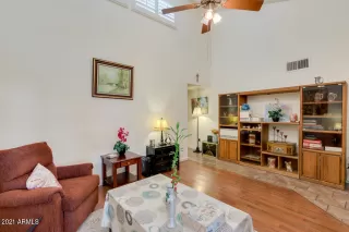 Photo #2: 6184831 Listing