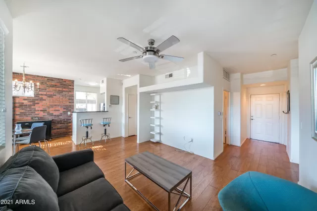 MLS: 6184930 Condo For Sale