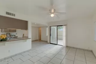 Photo #5: 6184933 Listing 