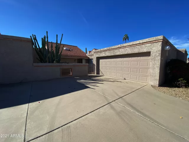 MLS: 6185016 Condo For Sale