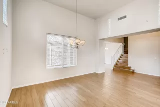 Photo #3: 6185040 Listing 