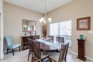 Photo #5: 6185042 Listing