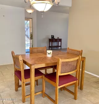 Photo #2: 6185054 Listing