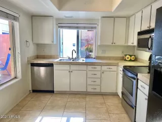 Photo #3: 6185054 Listing