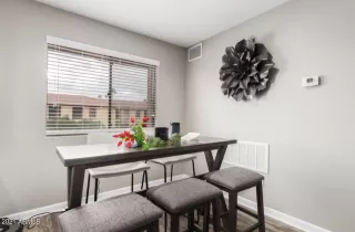 Photo #6: 6185089 Listing