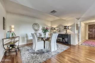 Photo #6: 6185314 Listing