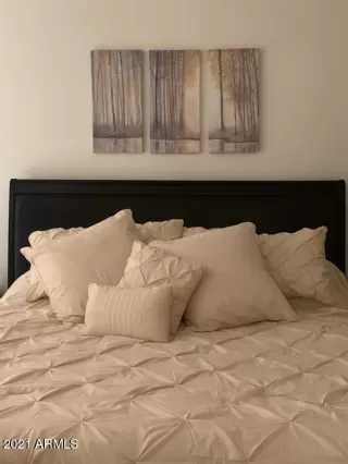 Photo #1: 6185332 Listing