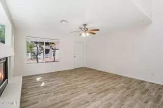 Photo #4: 6185535 Listing