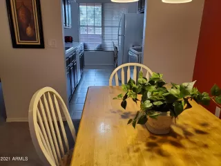 Photo #5: 6185641 Listing