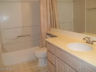 Photo #3: 6185656 Listing