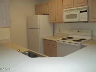 Photo #6: 6185656 Listing