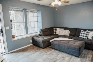 Photo #5: 6185734 Listing