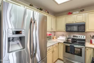 Photo #2: 6185884 Listing 