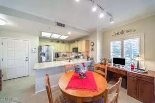 Photo #6: 6185884 Listing 