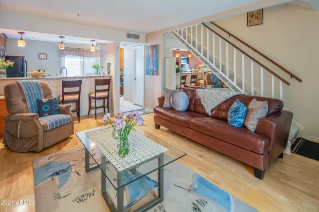 MLS: 6185894 Condo For Sale