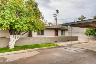 Photo #3: 6185897 Listing