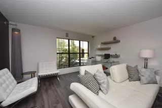 Photo #3: 6186129 Listing