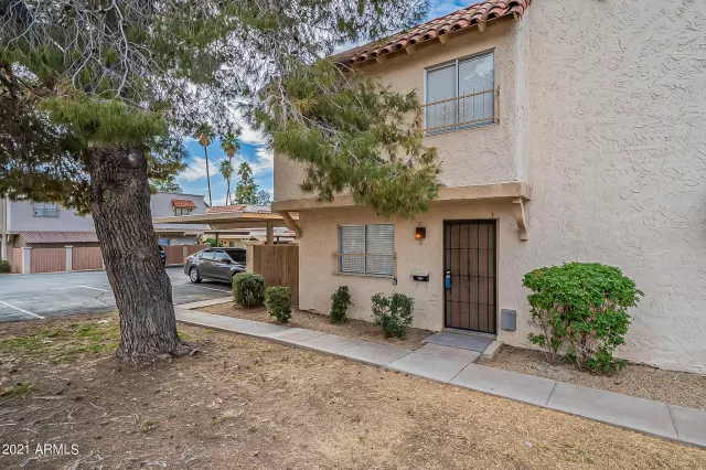 MLS: 6186152 Condo For Sale