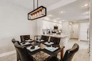 Photo #6: 6186237 Listing