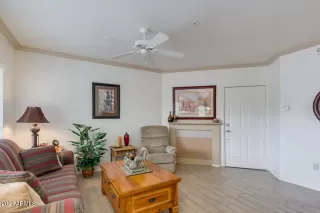 Photo #4: 6186239 Listing